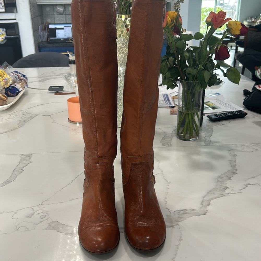 Nine‎ West Newsflash Brown Soft Leather Knee High Boots Wide Calf. Size 8M